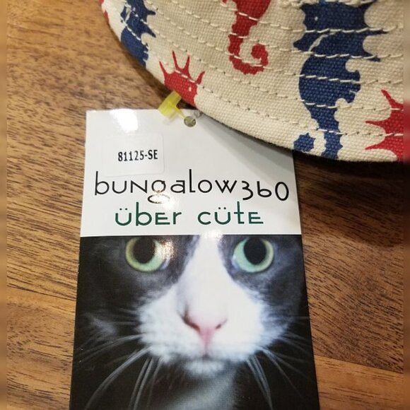 New Kids Reversible Bucket Hat by Bungalow 360 - Picture 5 of 6